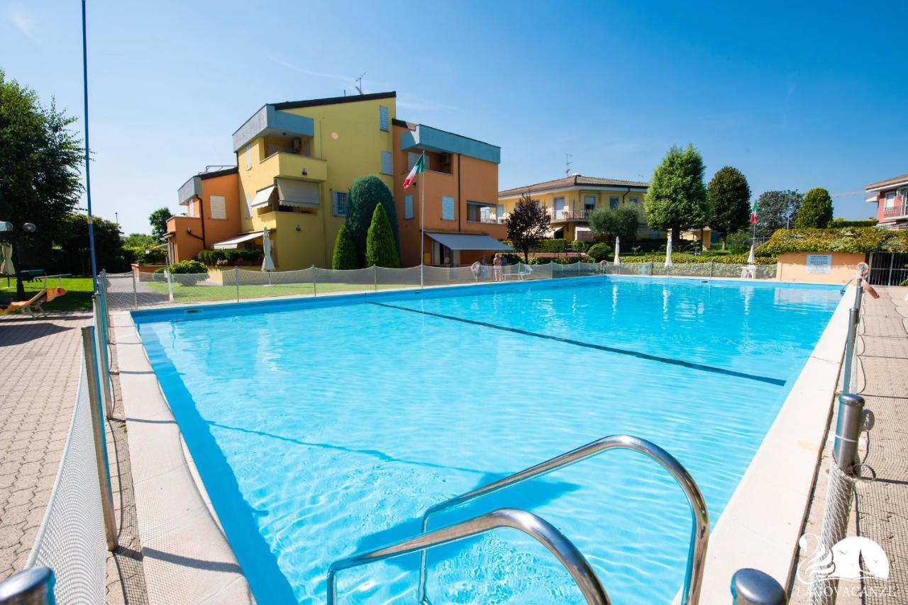 Appartamento Garden Ville Sirmione Exterior foto